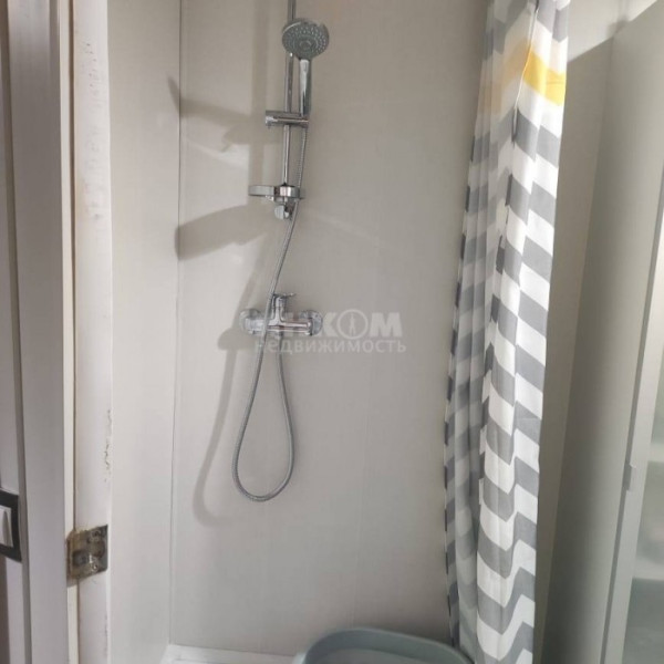 Фото Продам салон красоты в г Луганск ул Челюскинцев