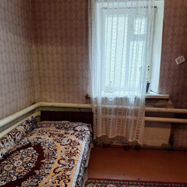 Фото Продам дом в Луганске (Жовтневый р-н), по улице Вавилова (р-н "Кавказский двор")