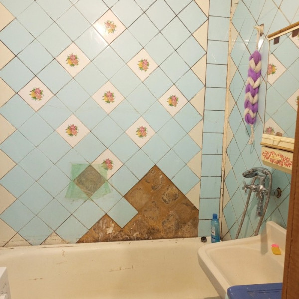 Фото Продам 2-х комн квартиру в г Луганск, пос Юбилейный, кв Запорожченко