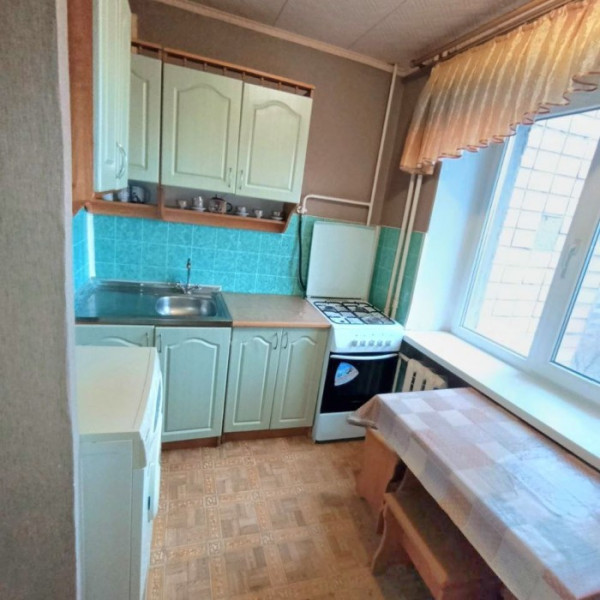 Продам 1-к квартиру на городке з-да ОР (Курская дуга), Жовтневый р-н, г. Луганск.