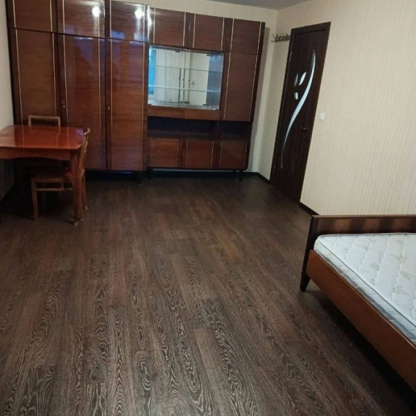 Фото Продам 1комн квартиру в г Луганск ул 30 Лет Победы