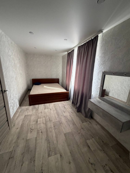 Фото Сдам 2-х комнатную квартиру на длительный срок (Стаханов, проспект Ленина, д. 21)