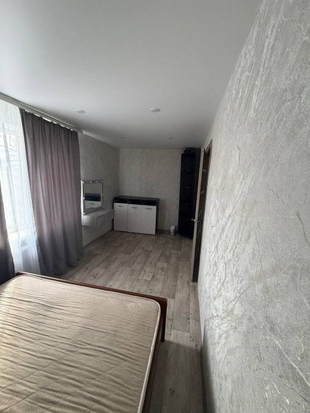 Фото Сдам 2-х комнатную квартиру на длительный срок (Стаханов, проспект Ленина, д. 21)