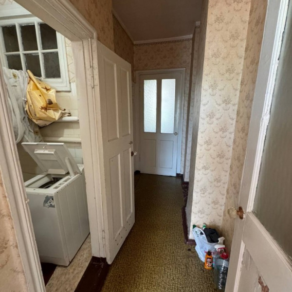 Фото Продам 2-х комнатную квартиру в самом центре г. Луганск, ул. 15-я Линия