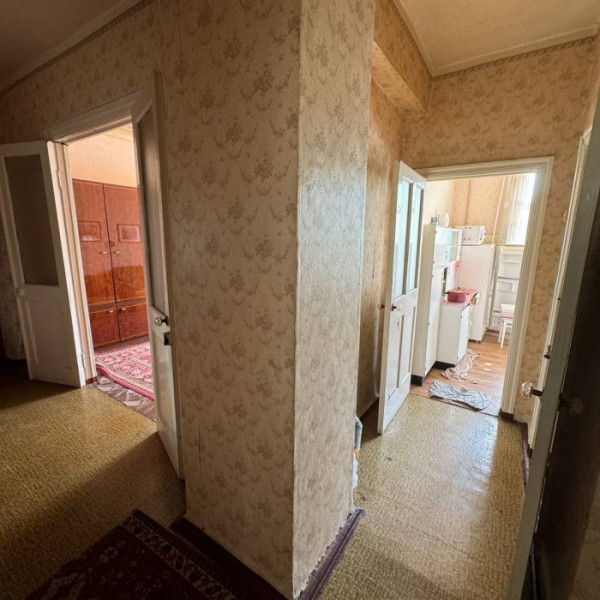 Фото Продам 2-х комнатную квартиру в самом центре г. Луганск, ул. 15-я Линия