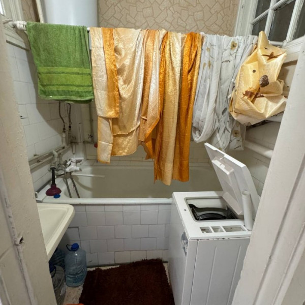 Фото Продам 2-х комнатную квартиру в самом центре г. Луганск, ул. 15-я Линия