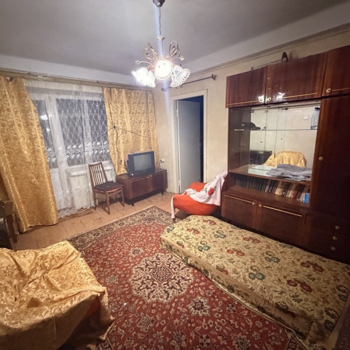 Фото Продам 2- к. квартиру 44 кв. м. , г. Луганск, кв. Ватутина (р- н кафе Арарат).
