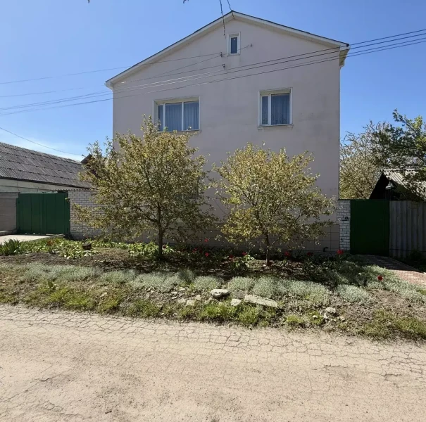 Фото Дом, ул. Кулика (район Владимирского собора)!