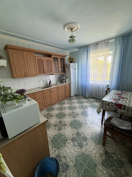 Фото Дом, ул. Кулика (район Владимирского собора)!