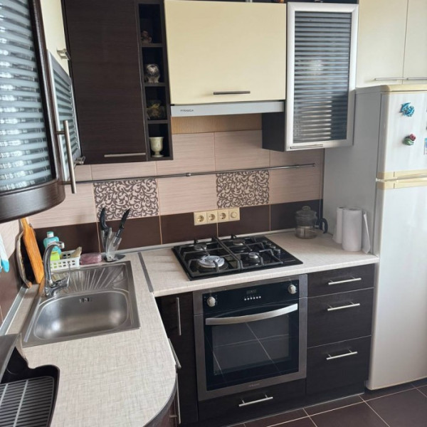 Фото Продам 3-х комнатную квартиру на кв. Волкова