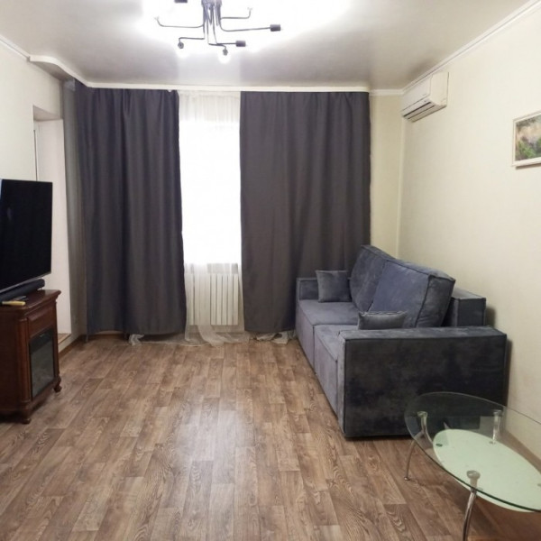 Фото Продам 3-х комн. центр города р-н Краеведческого музея, ул.Фрунза