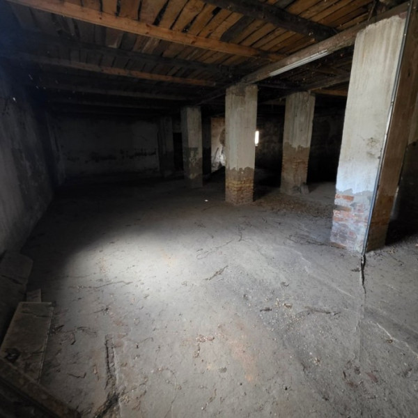 Фото База 645м2 ул. Руднева