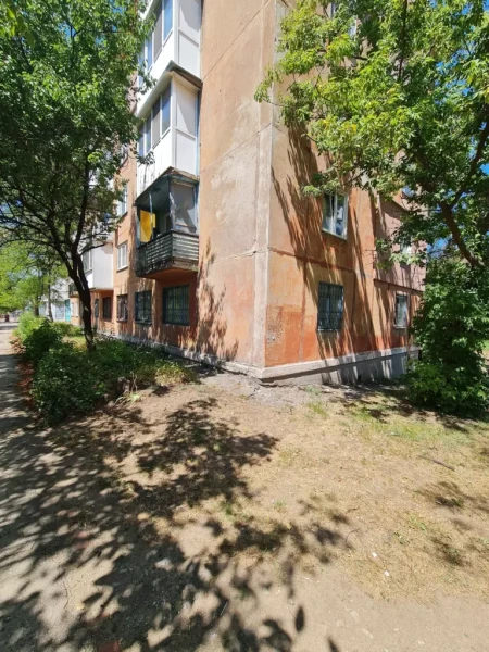 Фото 1к+2к под коммерческую недвижимость г. Алчевск #1048