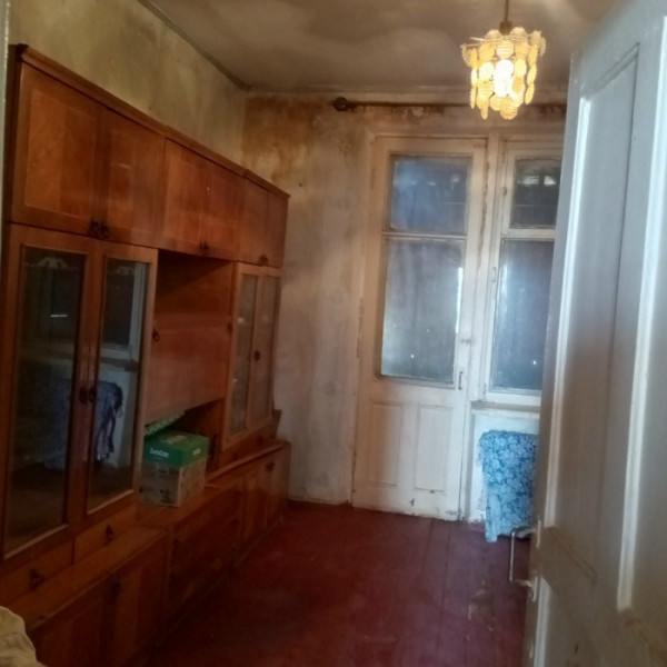 Фото № 6037 Продам 2х комн. квартиру в р-не Института