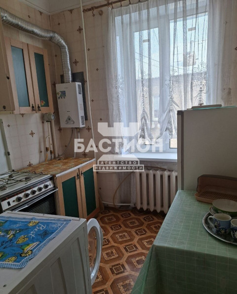 2-комнатная квартира, поселок городского типа Юбилейное, улица Артёма, 9 ID:2079641