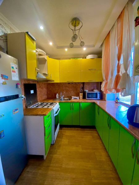 Фото Сдам 2-х комнатную квартиру на длительный срок (Стаханов, ул. Хруничева дом 3)