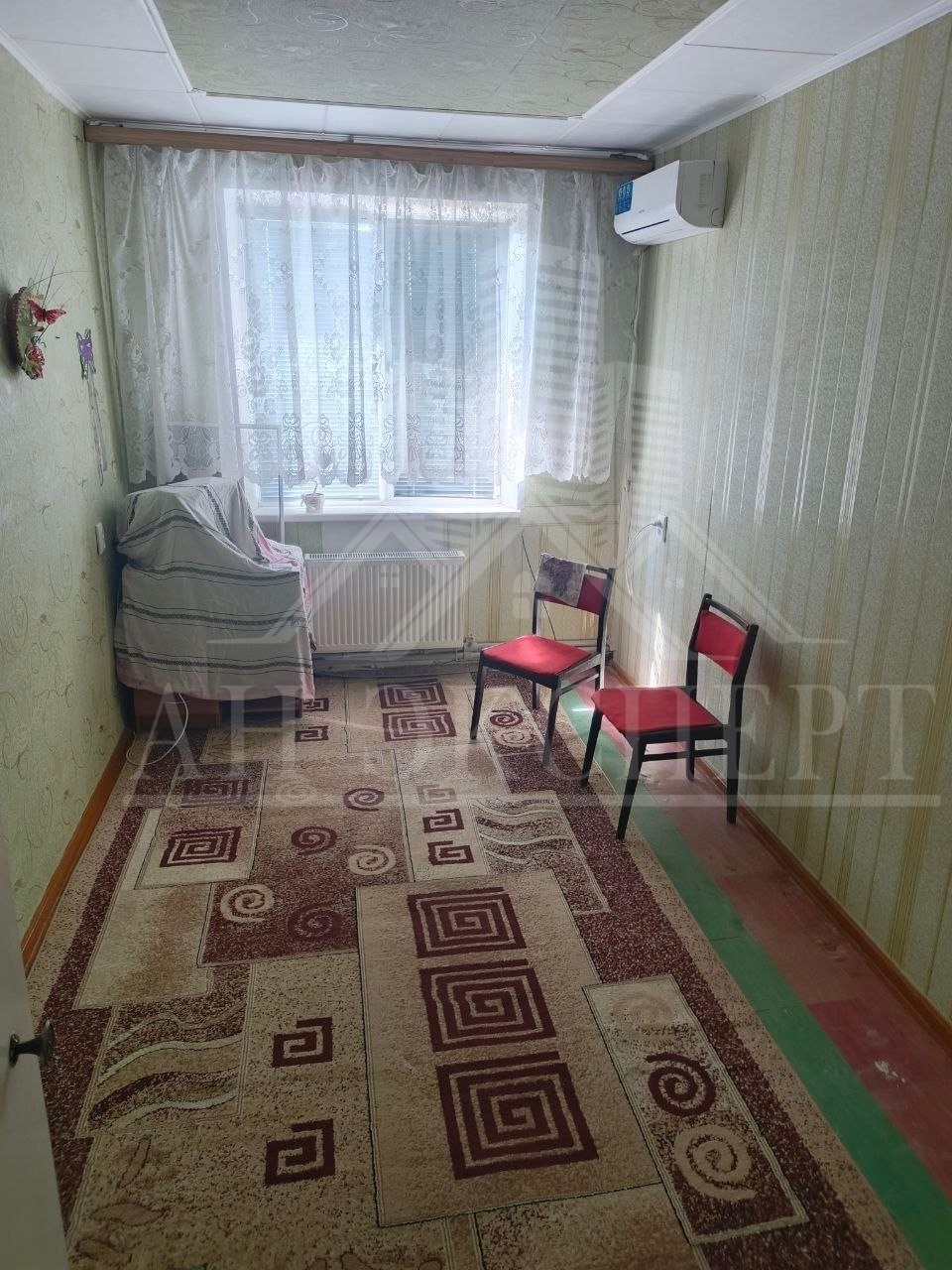 Фото Сдам 2-х комнатную квартиру на длительный срок (Стаханов, пр. 50 лет Октября, д. 18)