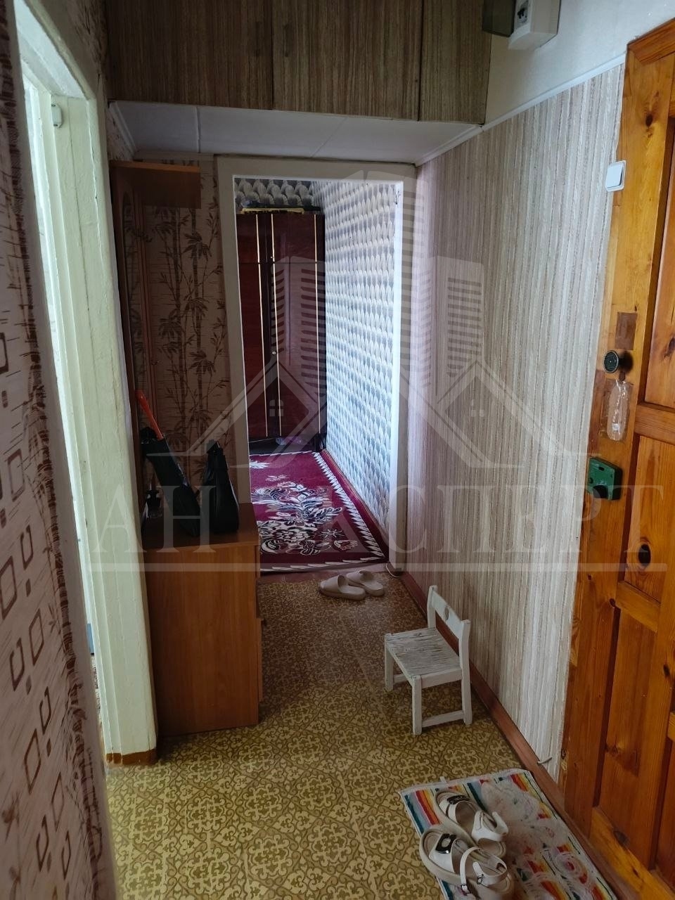 Фото Сдам 2-х комнатную квартиру на длительный срок (Стаханов, пр. 50 лет Октября, д. 18)