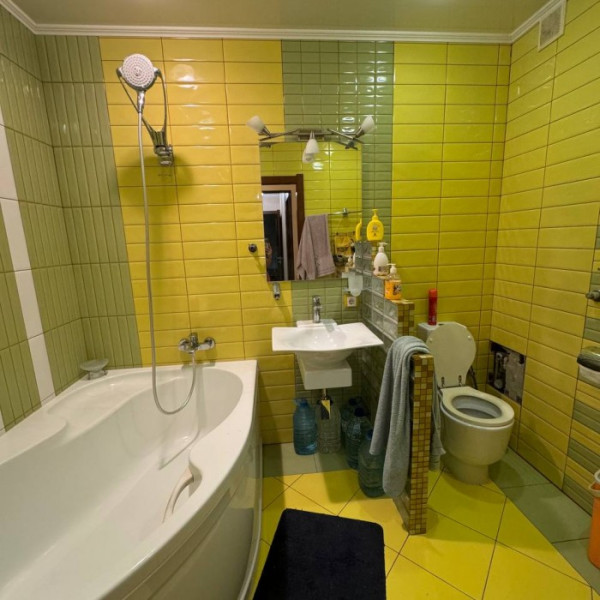 Фото Продам 2-х комнатную квартиру кв. Волкова. Общая площадь 54,8 м2