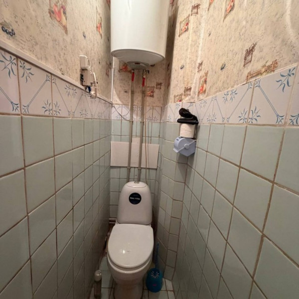 Фото Продам 2-комн. кв. Комарова, р-н СМ Семья