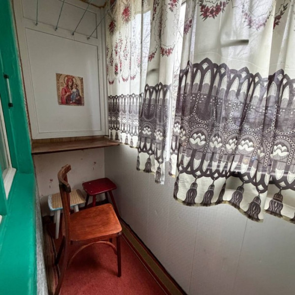 Фото Продам 2-комн. кв. Комарова, р-н СМ Семья