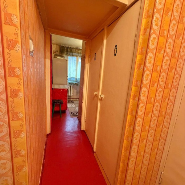 Фото Продам 2-комн. кв. Комарова, р-н СМ Семья