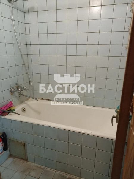Фото 2-комнатная квартира, улица 15-я Линия, 20, ID: 2188720