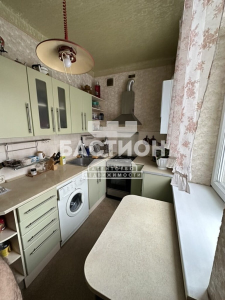 3-х комнатная квартира, квартал 31-й , 17, ID:2051949