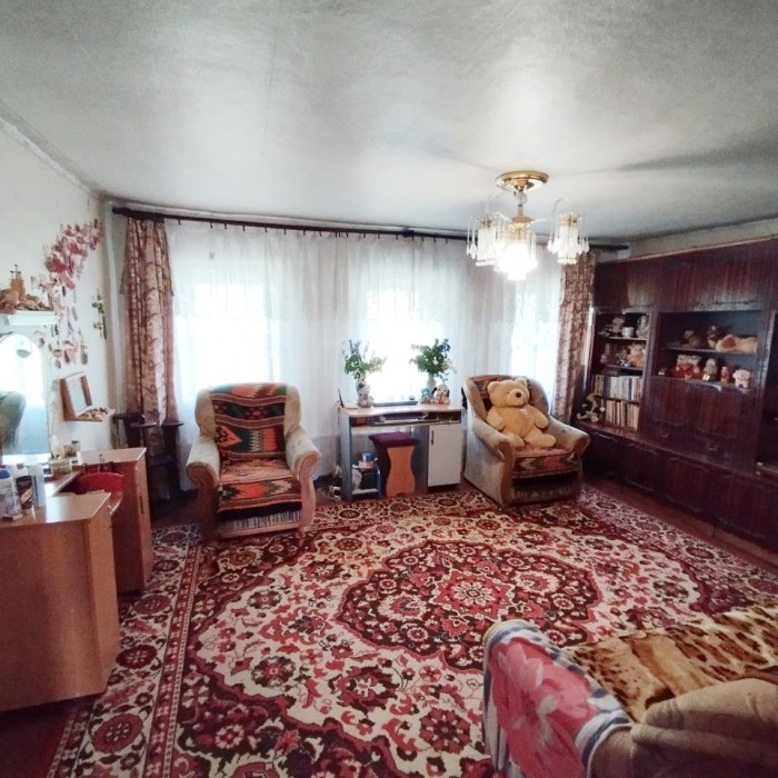 Фото Продам дом в центре Луганска ул. Лермонтова ( район Центральный рынок).