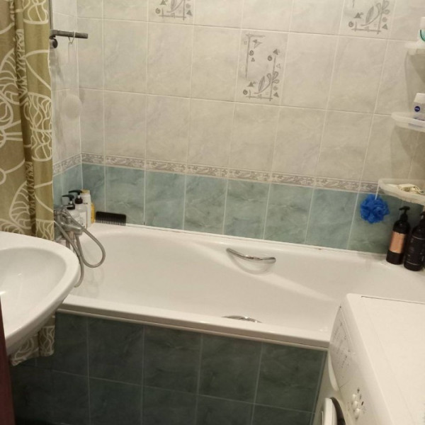 Фото Продам 2-комн квартиру в г.Луганск п. Юбилейный кв. Шахтерский