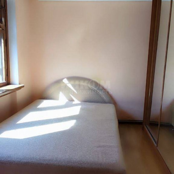 Фото Продам 3к квартиру на кв.Солнечный ,3/5, а/о