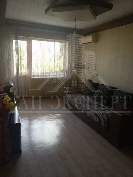 Фото Сдам посуточно 1 комнатную квартиру в Стаханове (ул. Н. Курченко)