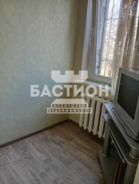 Фото 2-комнатная квартира,к, поселок городского типа Юбилейное, улица Горького, 7 ID:2151062