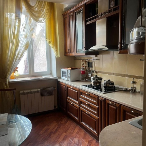 Фото Продам 3-к квартиру уч. Цупова, Луганск.