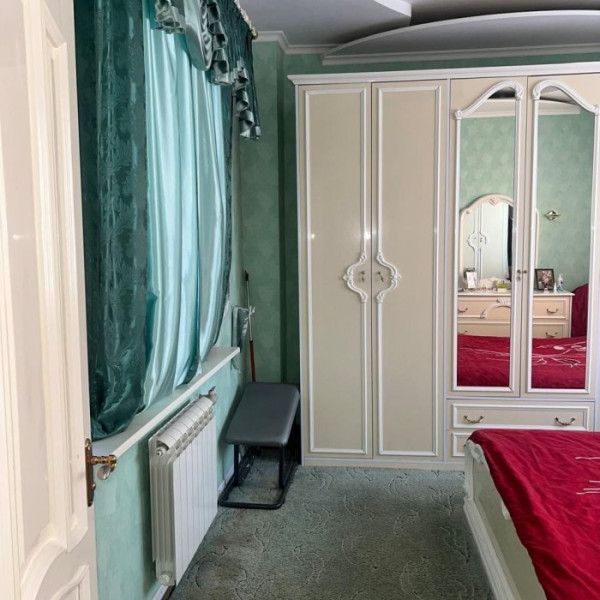 Фото Продам 3-к квартиру уч. Цупова, Луганск.