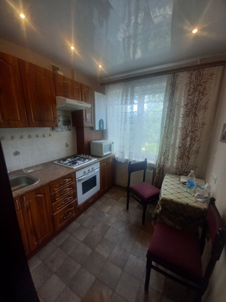 Продаётся трёхкомнатная квартира, 62,4 м²