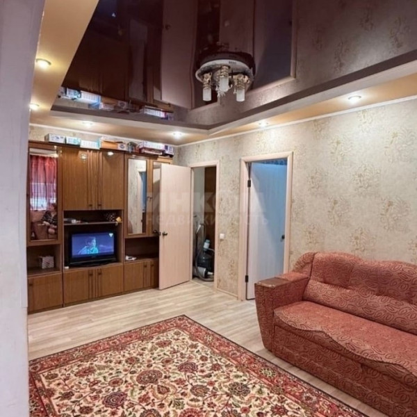 Фото Продам 2-х комн квартиру с АО в Центре г Луганск кв Димитрова