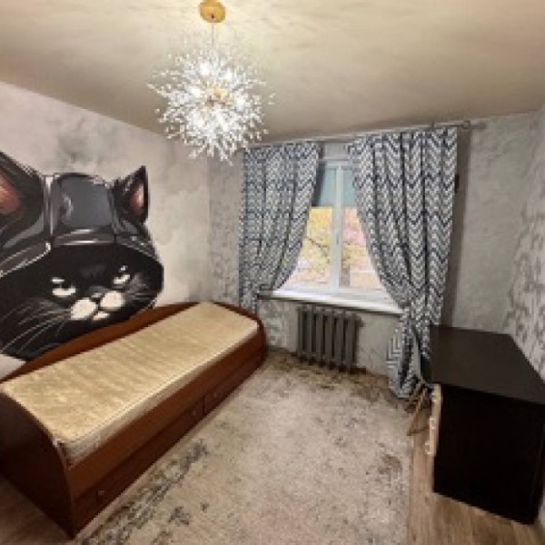 Фото Продам 2к квартиру на кв.Сазонова, 2/5эт, 56м2