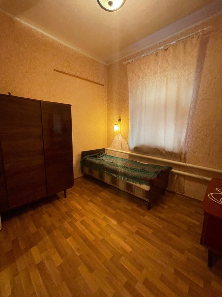 Фото №1092 Продаётся 1/2 ДОМА с мансардой ул. Успенского, р-н СШ№24.