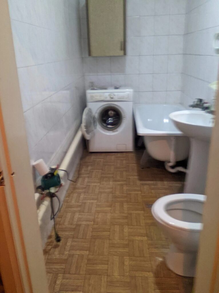 Фото №1092 Продаётся 1/2 ДОМА с мансардой ул. Успенского, р-н СШ№24.