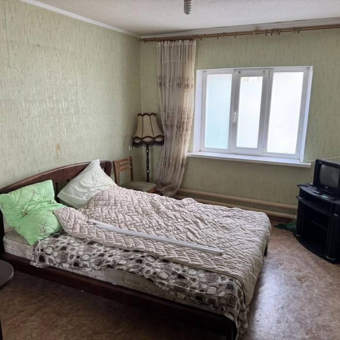 Фото Продам часть дома и отдельно стоящий флигель в г. Луганск, ул. Огородная (р- н 33 школы).