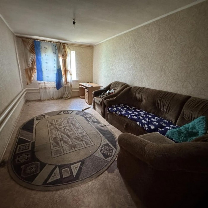 Фото Продам часть дома и отдельно стоящий флигель в г. Луганск, ул. Огородная (р- н 33 школы).
