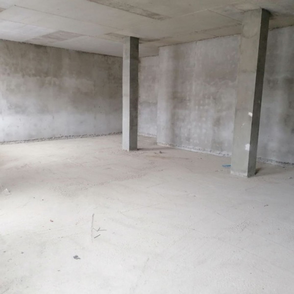 Фото Продам квартиру 84 м2 с АО в г Луганск район Мед Университета