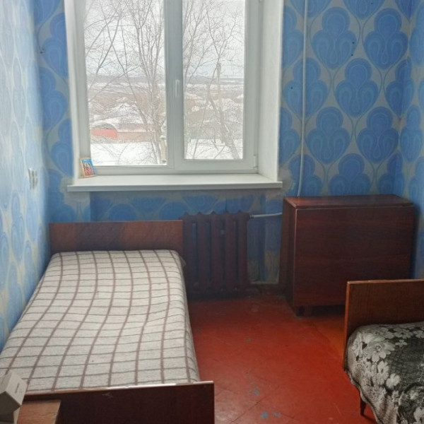 Фото Продам трёхкомнатную квартиру на кв. Дружба