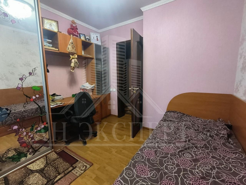 Фото Квартира г. Стаханов (ул. Шоссейная, 24А)