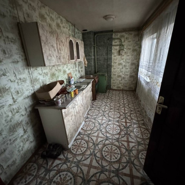 Фото Продам дом квартирного типа, в Станице Луганской по ул. Чехова