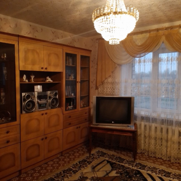 Фото Продам 2к на А. Линева