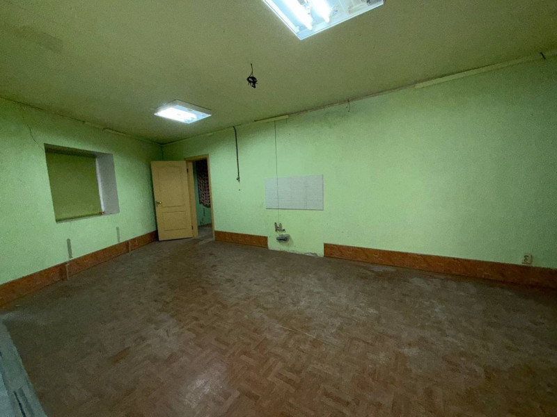 Фото СДАМ В АРЕНДУ КОММЕРЧЕСКОЕ ПОМЕЩЕНИЕ (г. Стаханов, ул. Калинина)