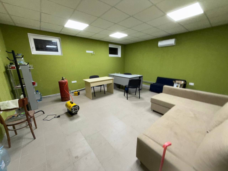 Фото СДАМ В АРЕНДУ КОММЕРЧЕСКОЕ ПОМЕЩЕНИЕ (г. Стаханов, ул. Калинина)