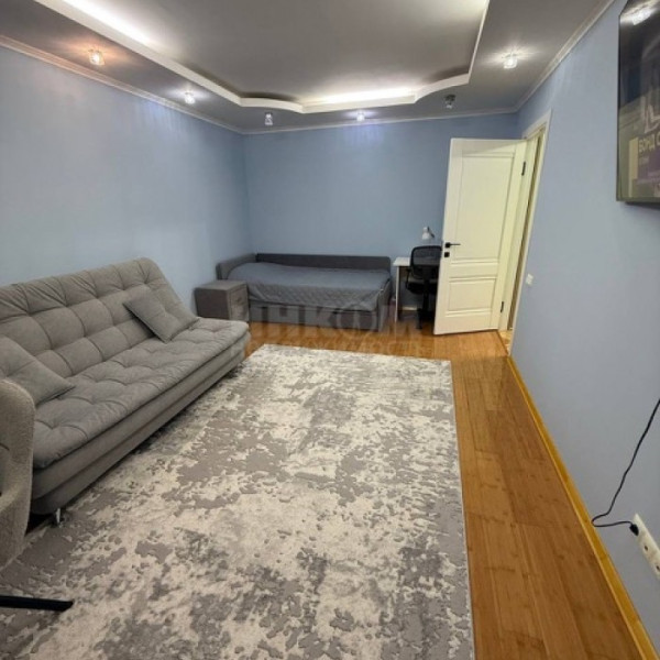 Фото Продам 2к квартиру на кв. Якира 3/9эт